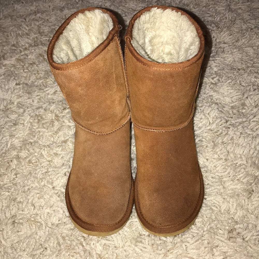 ‼️chestnut brown ugg boots‼️